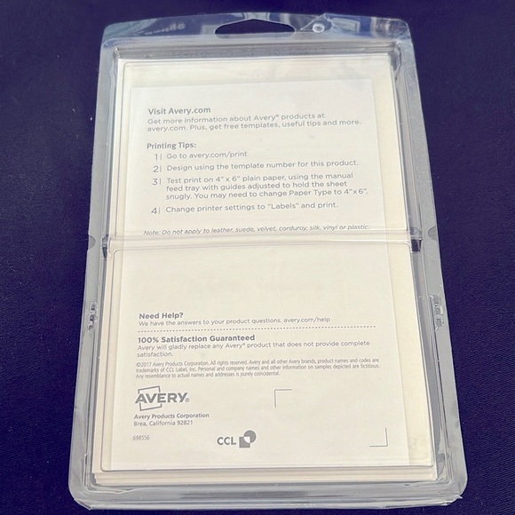 NWT Set of 4 Blue & White Avery 5144 Name Badge Labels (400 Name Tag Stickers) - Picture 2 of 2